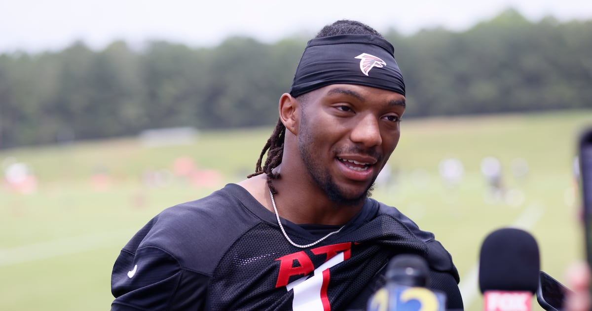 Falcons' Bijan Robinson says next step is being explosive like Saquon Barkley