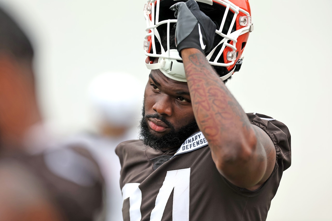 The numbers behind the Browns’ running back dilemma: The Data Series