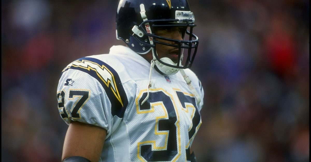 Rodney Harrison into Chargers Hall of Fame