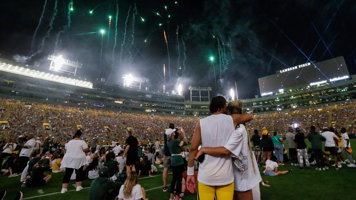 Packers quarterback Jordan Love, fiancée Ronika Stone set for wedding