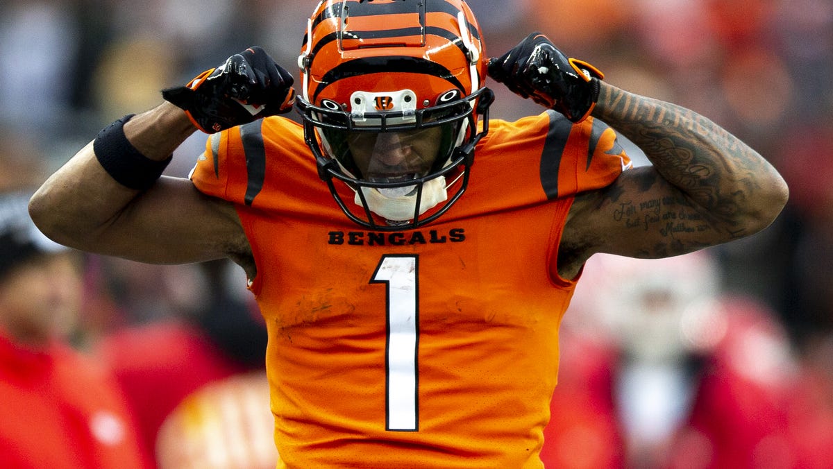 Ja'Marr Chase does Griddy, charges mound at celebrity softball game