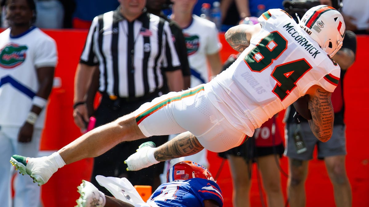 Former Oregon Duck takes on new role with the New England Patriots