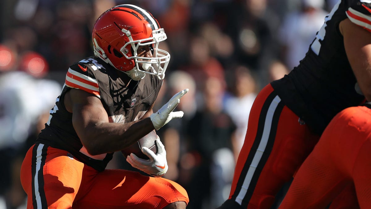 Former Browns RB expected to sign with Texans