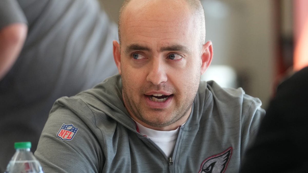 Cardinals OC Drew Petzing ranked 3rd in NFC West as playcaller