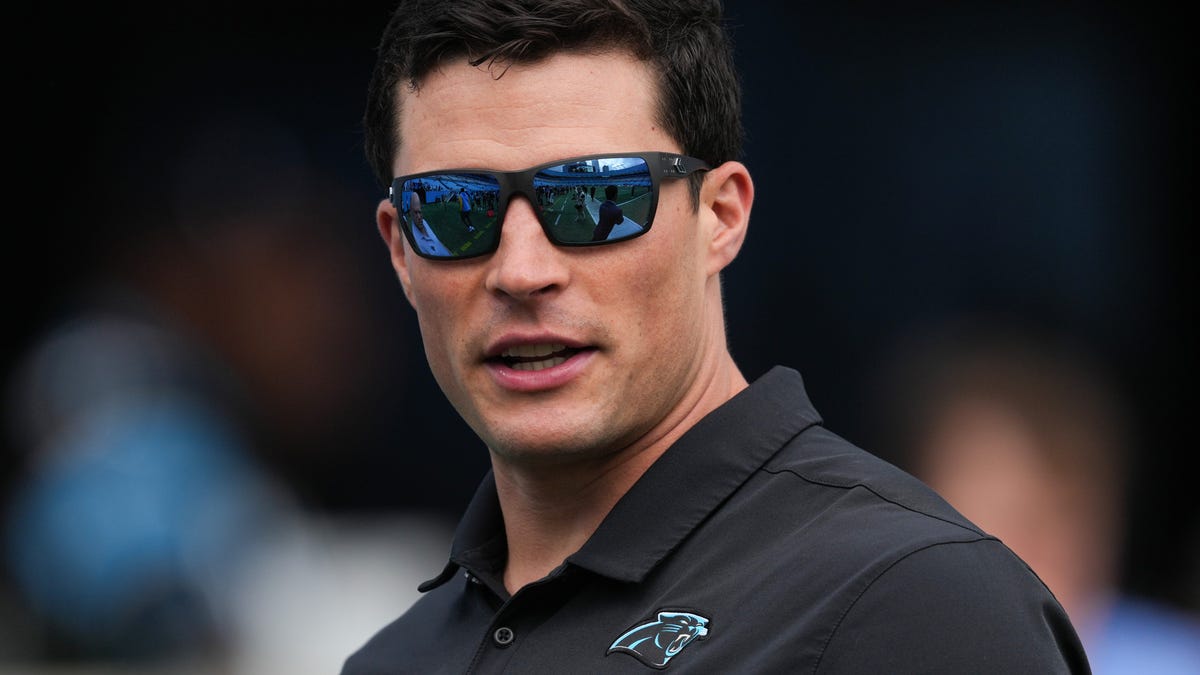 Luke Kuechly gives his thoughts on who Panthers should draft with 8th overall pick