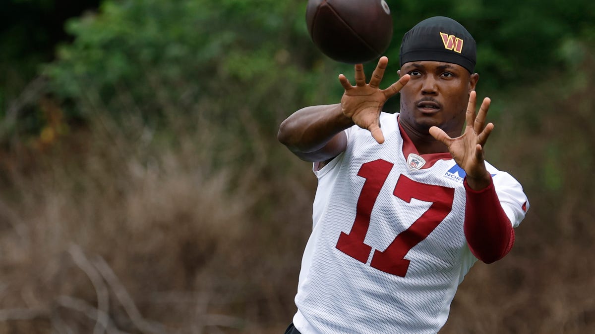 Should Commanders panic over Terry McLaurin's holdout?