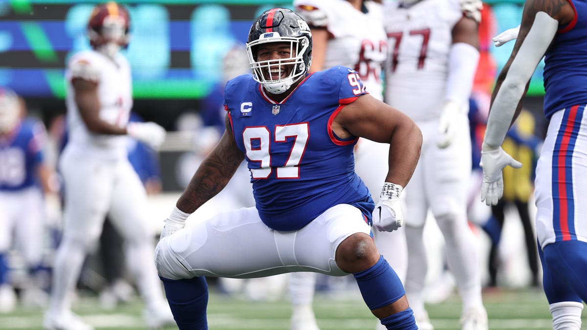Where does Giants' D-line rank among NFL's 32 teams?