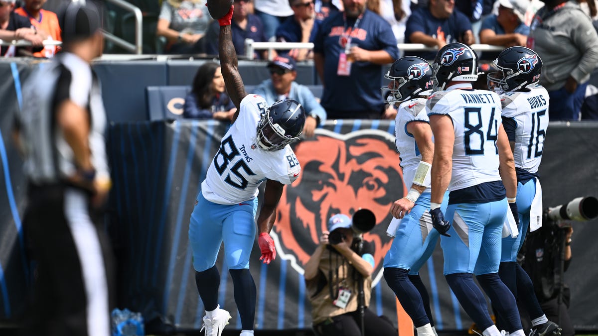 Where does the Titans' wide receiver room rank heading into 2025?