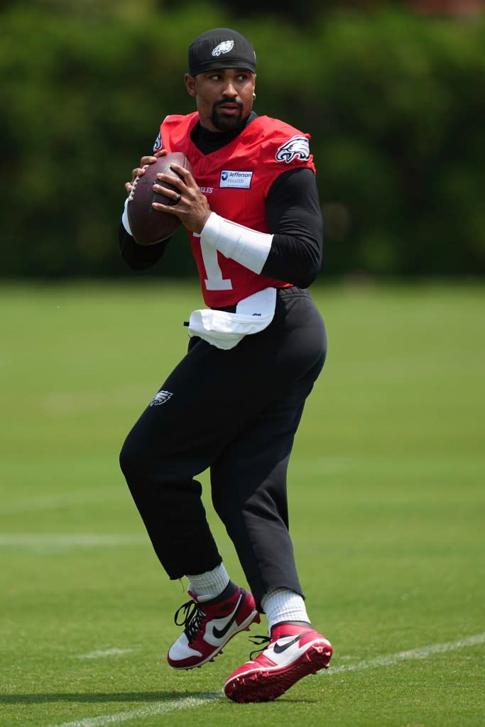 Philadelphia Eagles’ quarterback Jalen Hurts looks to throw during practice at the NFL football team’s training facility in Philadelphia, Tuesday, June 3, 2025. AP