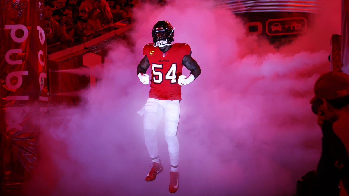 Bucs lose Lavonte David to worst team possible in PFF's 2012 re-draft