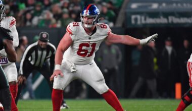 Where does Giants' John Michael Schmitz rank among NFL's top centers?