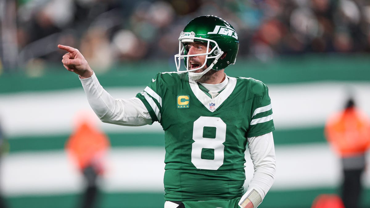 Aaron Rodgers signing with Steelers: 2025 fantasy football impact