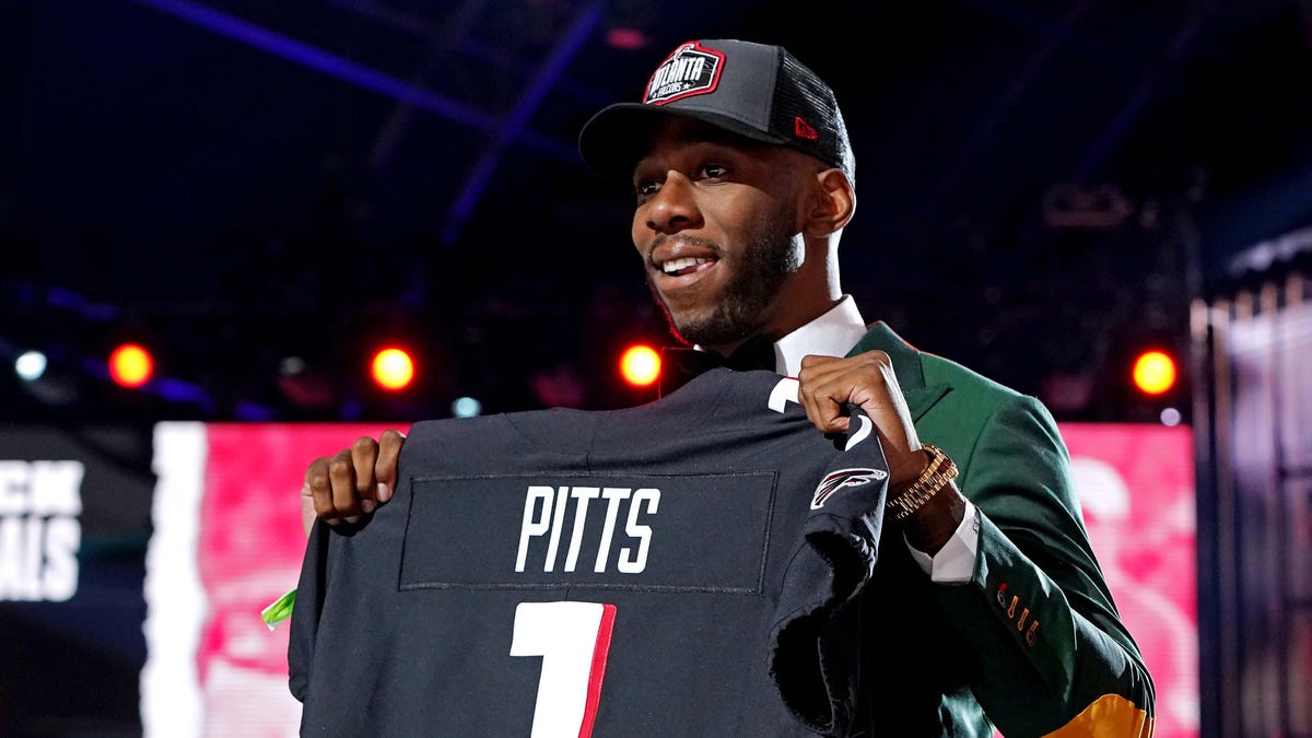 Kyle Pitts receives below average ranking from PFF