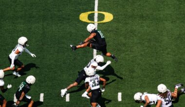 Oregon Ducks send two first-round picks to NFL in latest 2026 mock