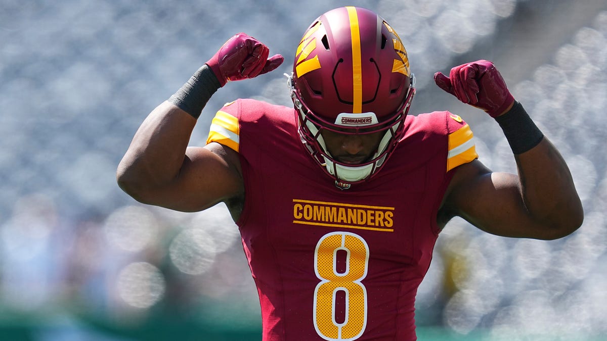 Kliff Kingsbury excited about Commanders' running backs in 2025