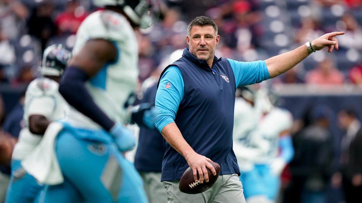 Ex-Titans vet predicts if fans will boo or cheer Mike Vrabel in return