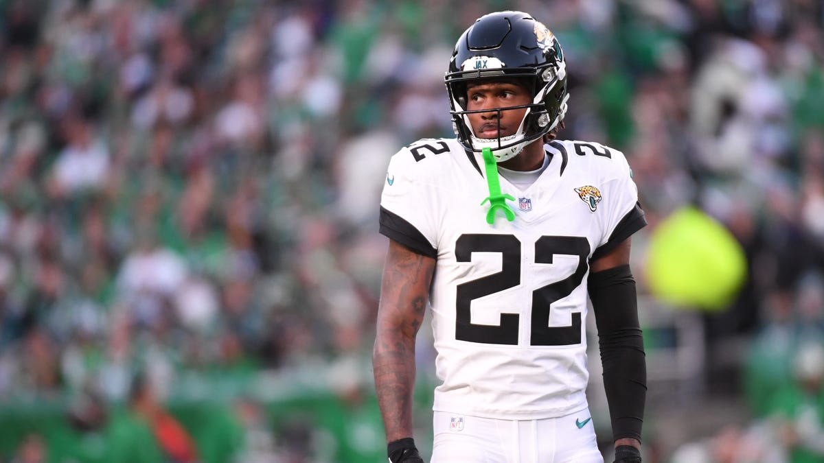 Jaguars' Jarrian Jones reacts to the Madden 26 cover