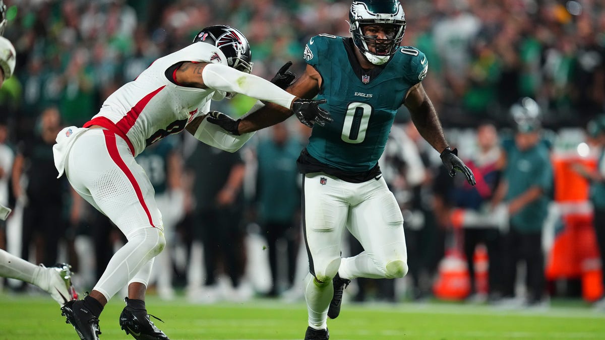 49ers, Eagles make DE Bryce Huff deal official