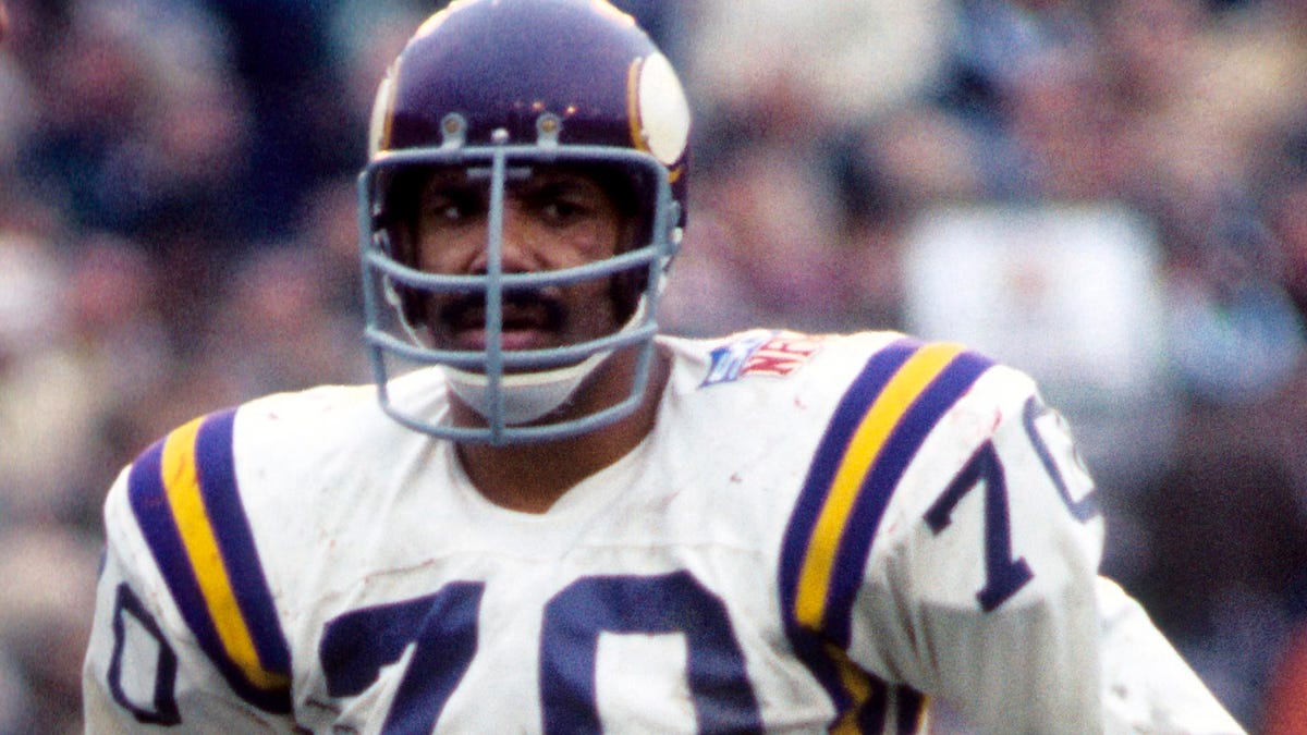 Vikings DE best known for wrong way run