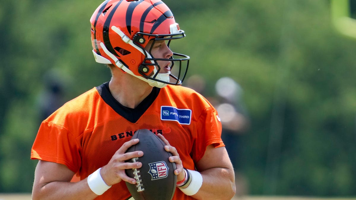 Bengals QB Joe Burrow says goodbye to Germaine Pratt in his own way