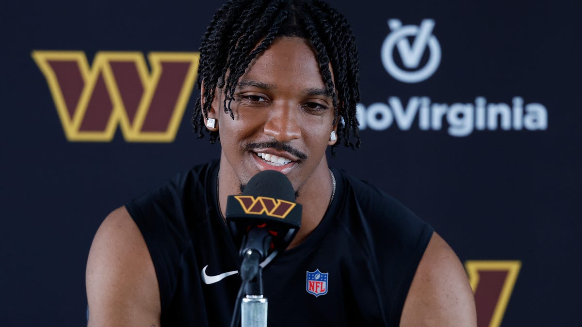 Jayden Daniels is the future best QB in the game