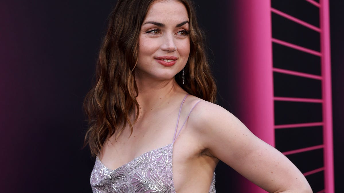 Jacksonville Jags got an exclusive screening