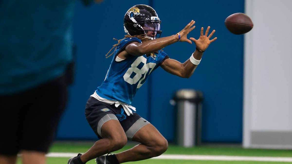 WR Josh Cephus stands out on Day 1