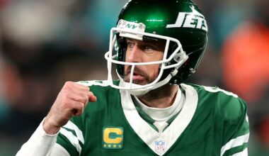 Aaron Rodgers will sign with Steelers; Colts' Anthony Richardson injured