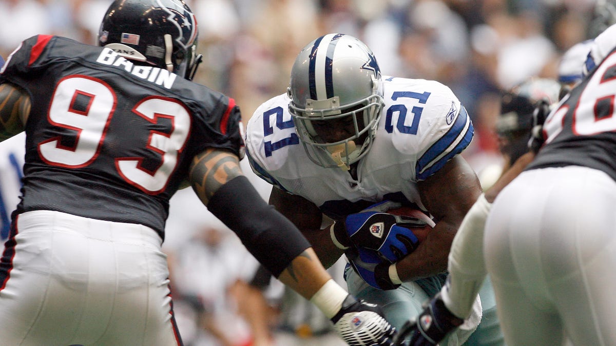 Who has worn No. 93?