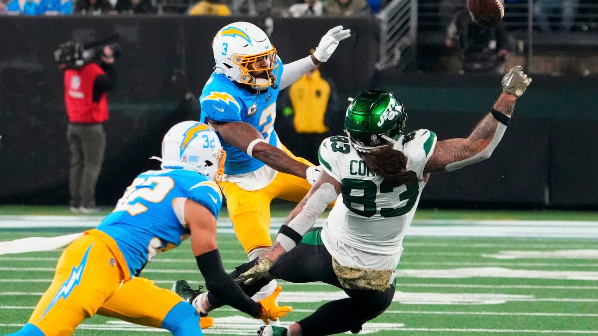 Ranking 2025 Chargers' positional groups from best to worst