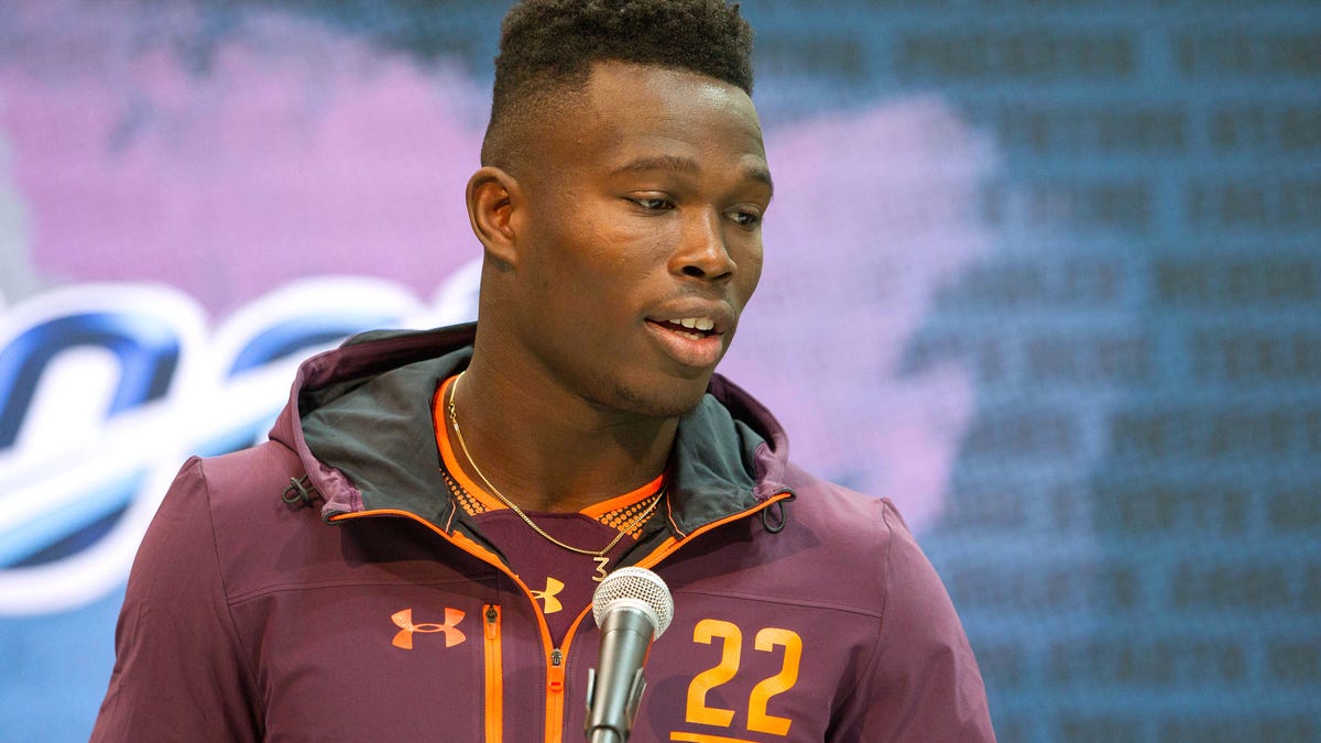 No. 84 WR Kelvin Harmon