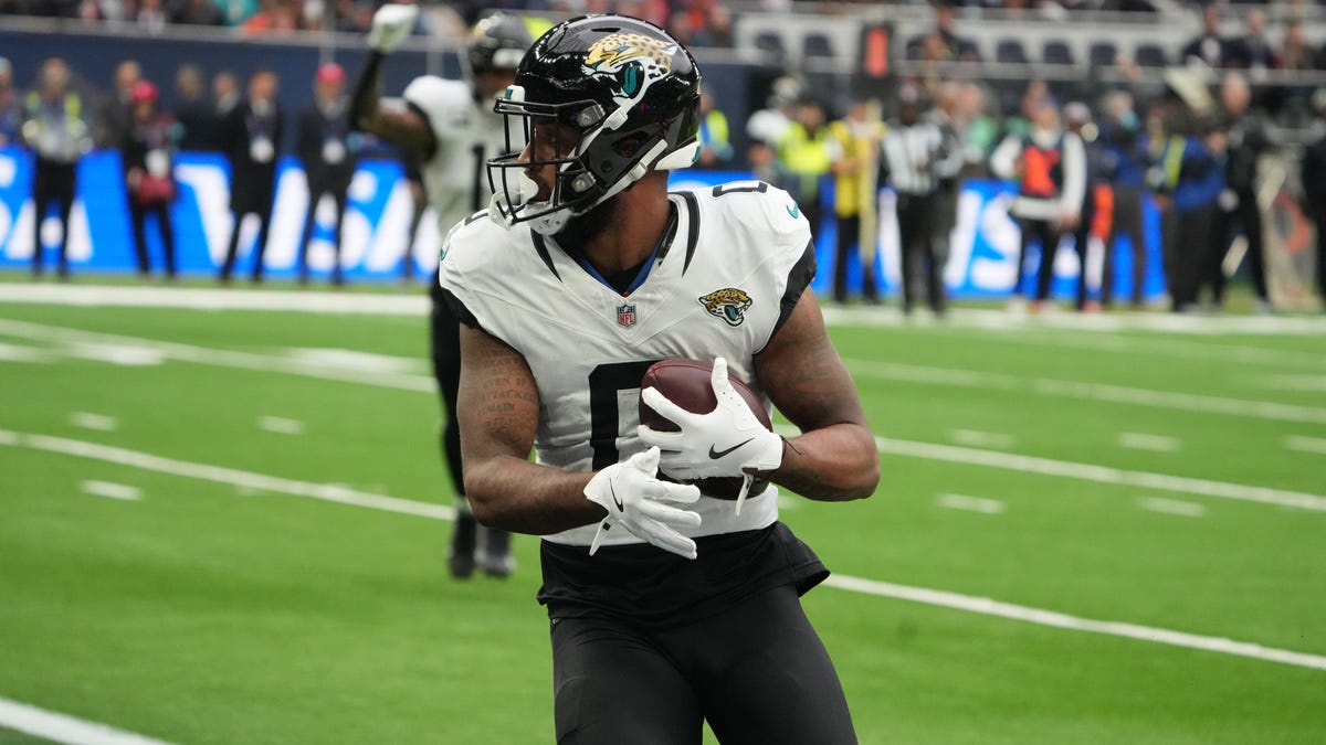Saints visit with former Jaguars, Bills WR Gabe Davis