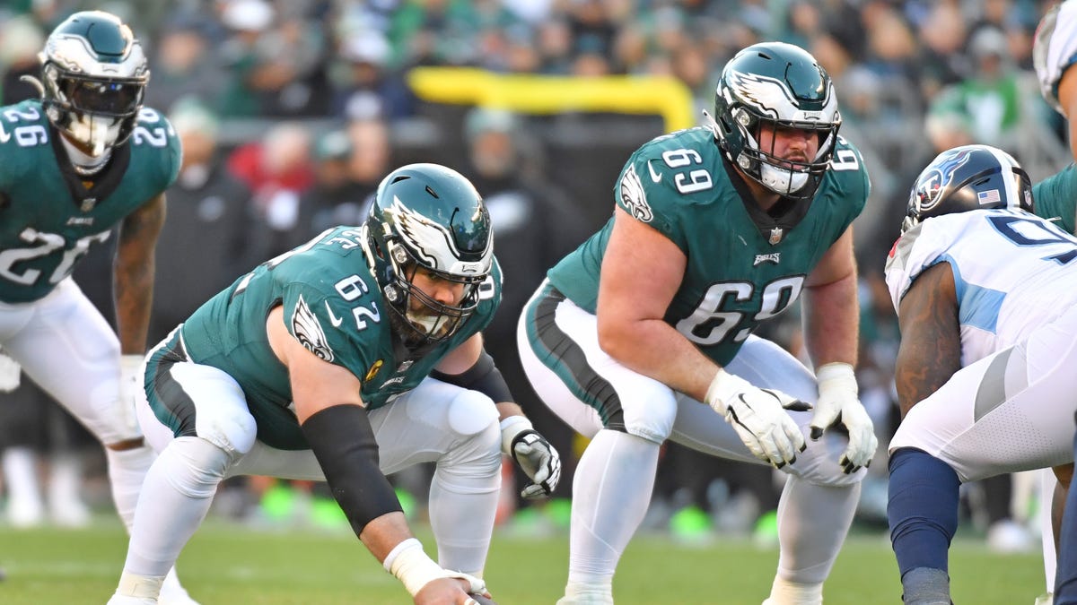 Titans select center Jason Kelce in PFF's 2011 NFL re-draft