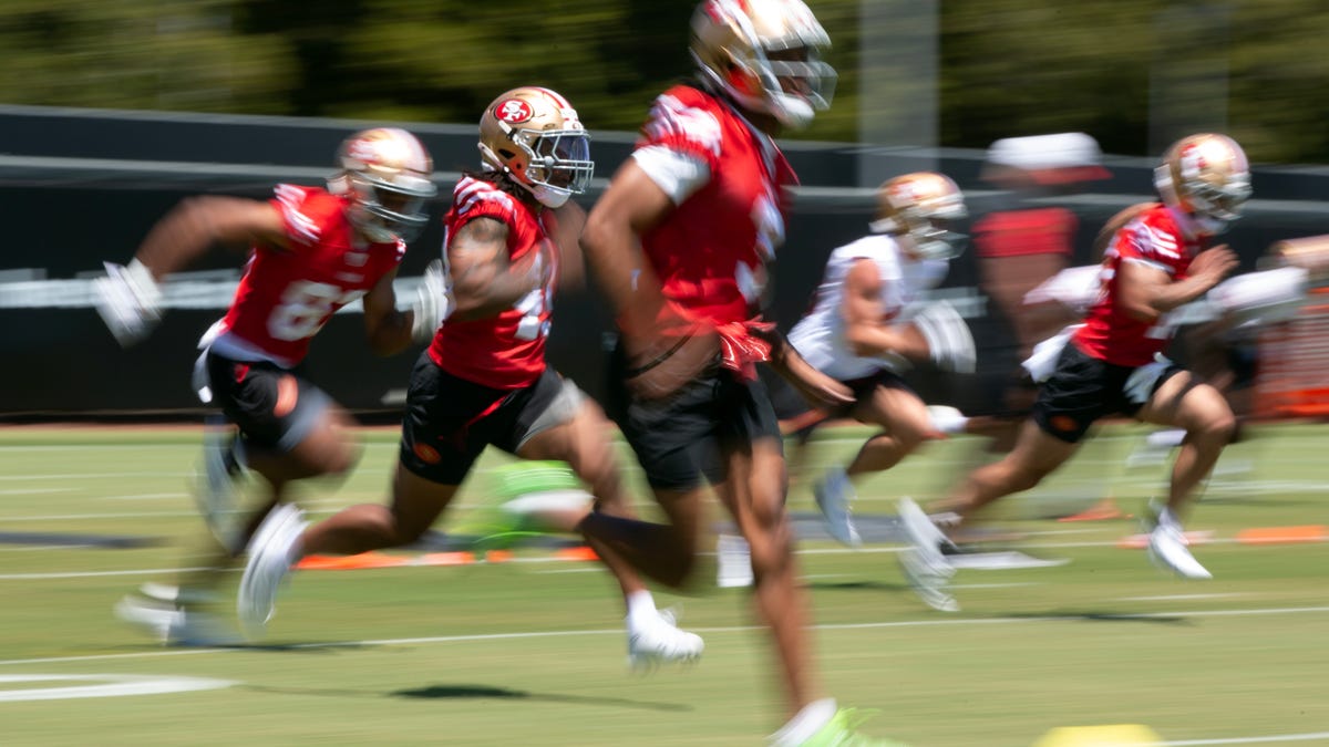 Injuries, roster clues and 7 other things to watch