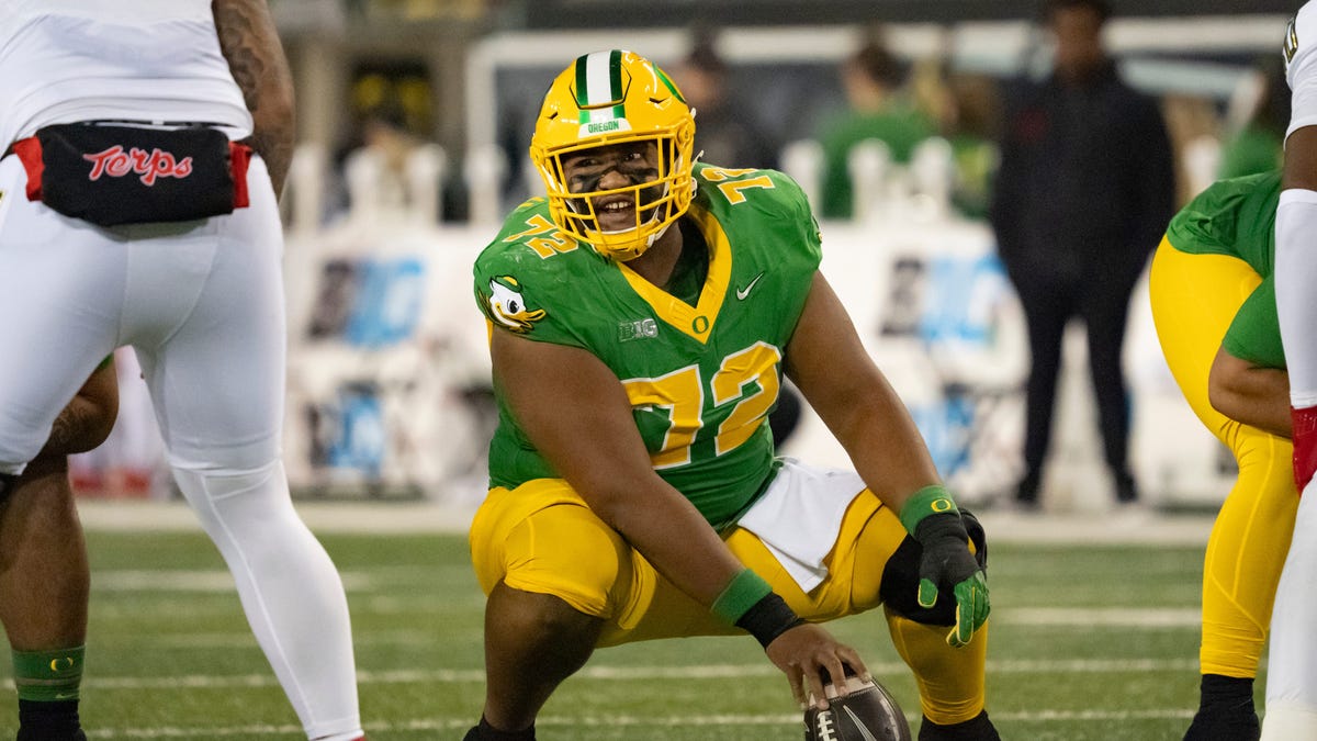 Vikings make unique trade in Way-Too-Early 2026 NFL Mock Draft