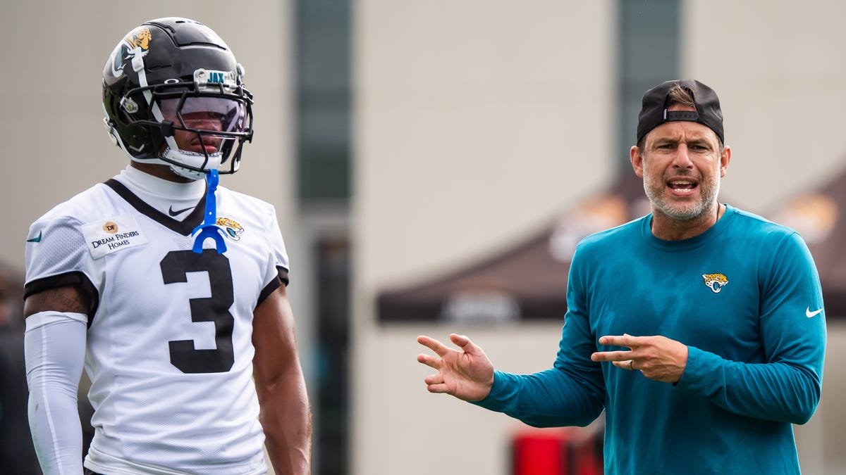 Jaguars mandatory minicamp Day 1 wraps: Hunter, Campbell stand out