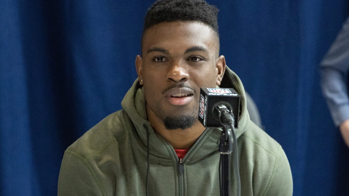 No. 83 WR Jonathan Mingo