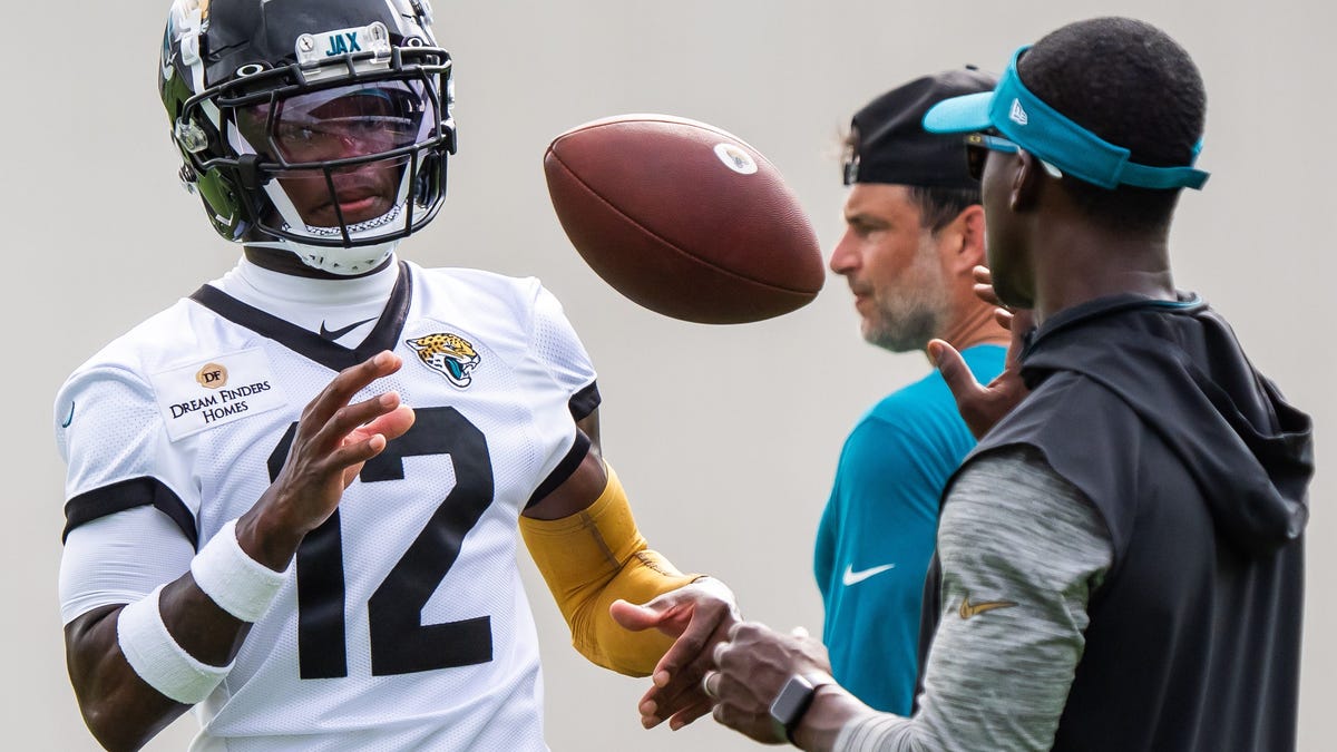 Liam Coen on Travis Hunter's practice plan