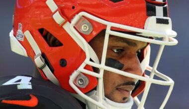 Browns QB Deshaun Watson rehabs Achilles injury at minicamp