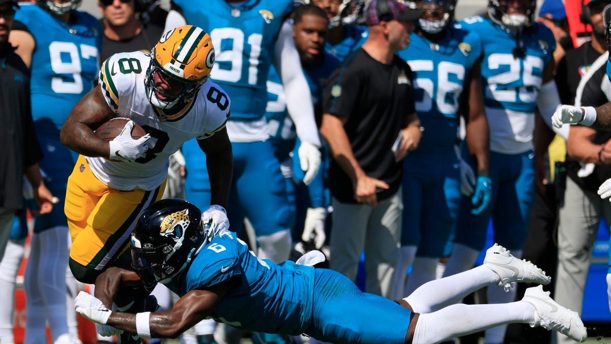 Packers RB Josh Jacobs led NFL in rushing yards negated by penalty in 2024