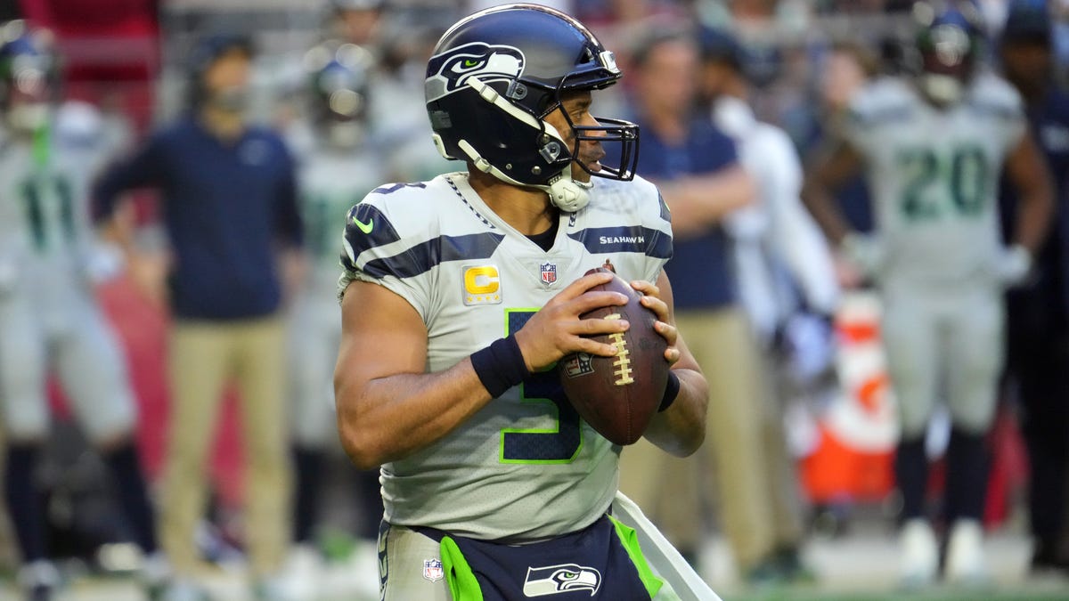 Colts don't pick Andrew Luck in PFF's 2012 NFL redraft