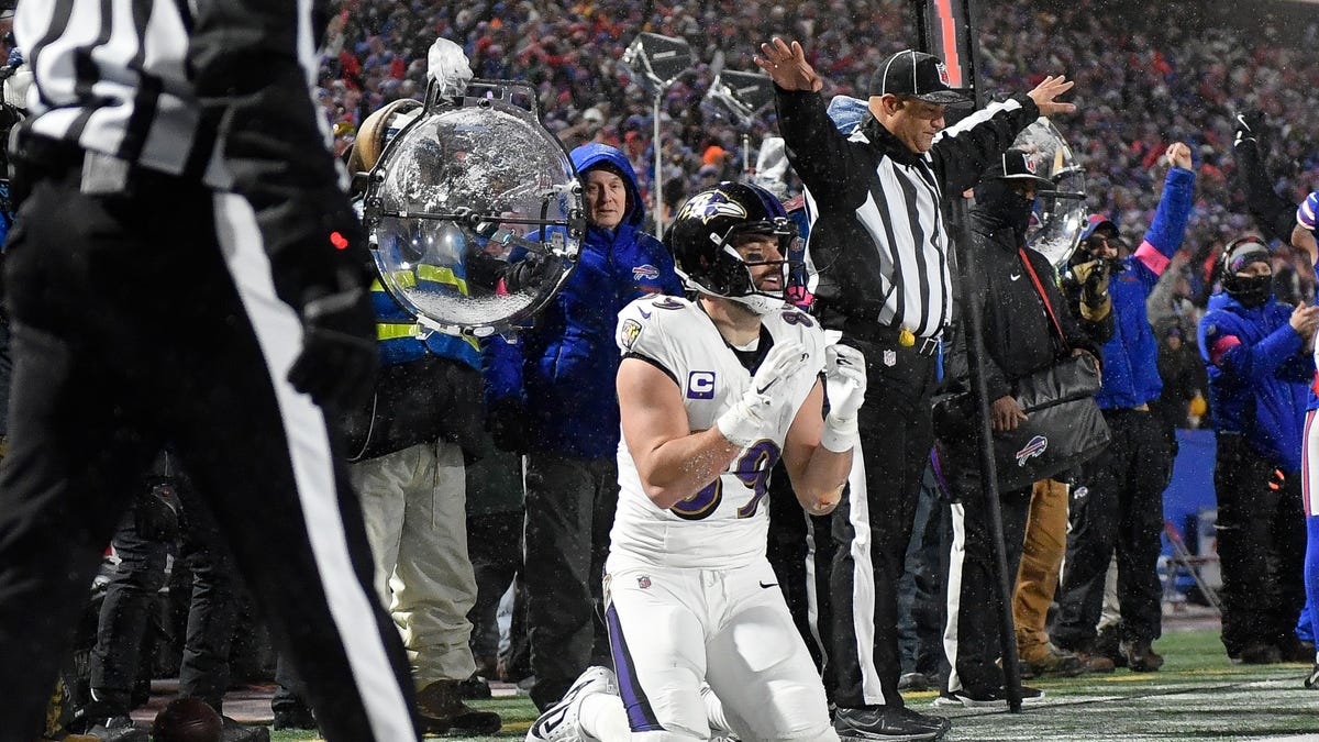 Ravens' Jackson defends TE Andrews after crucial playoff drop