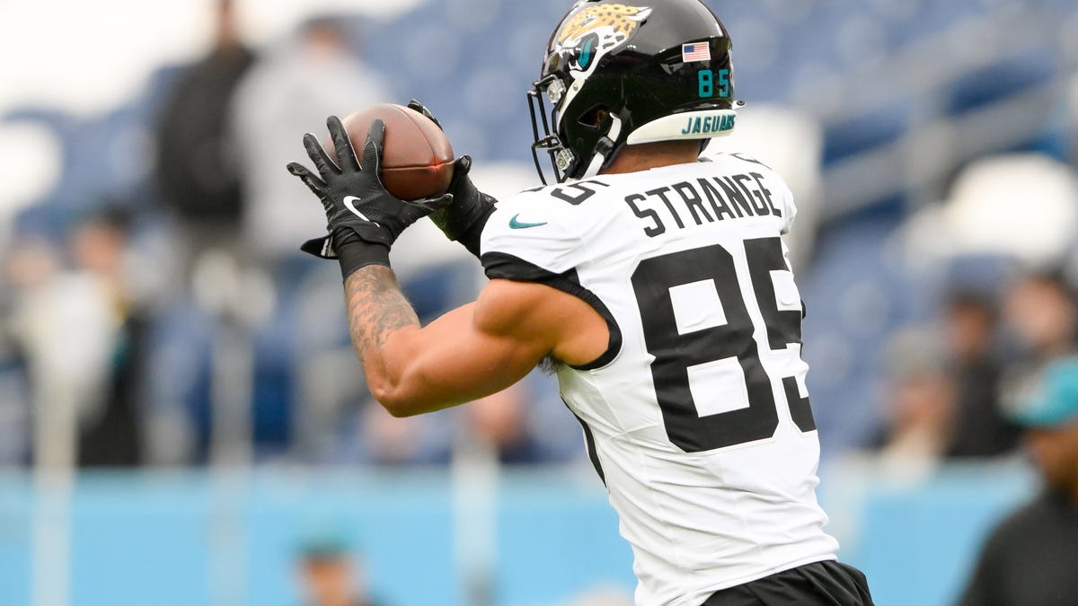 What Grant Udinski is seeing from Jaguars TE Brenton Strange