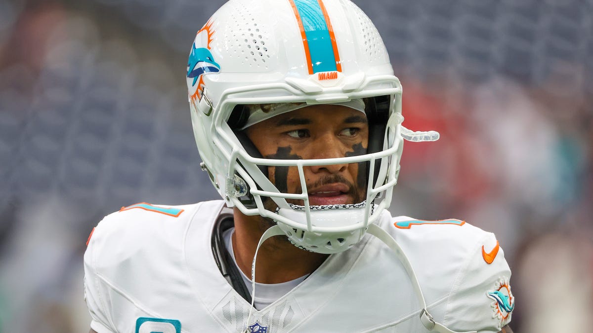 Dolphins' Tua Tagovailoa among CBS' 'volatile' NFL quarterbacking tier