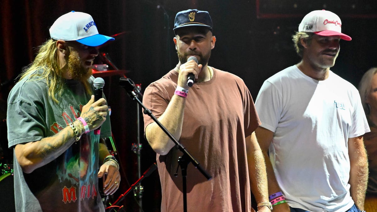 Panthers have 3 players attending Greg Olsen's TE University this week