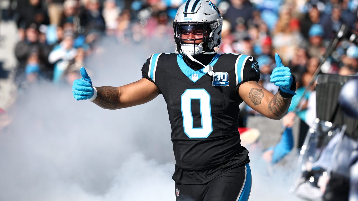 Panthers' Ja'Tavion Sanders enrolls at Tight End University