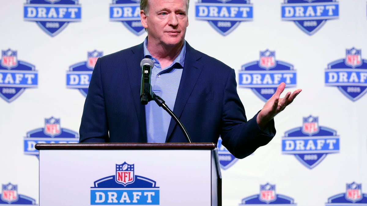 Which players were picked before?