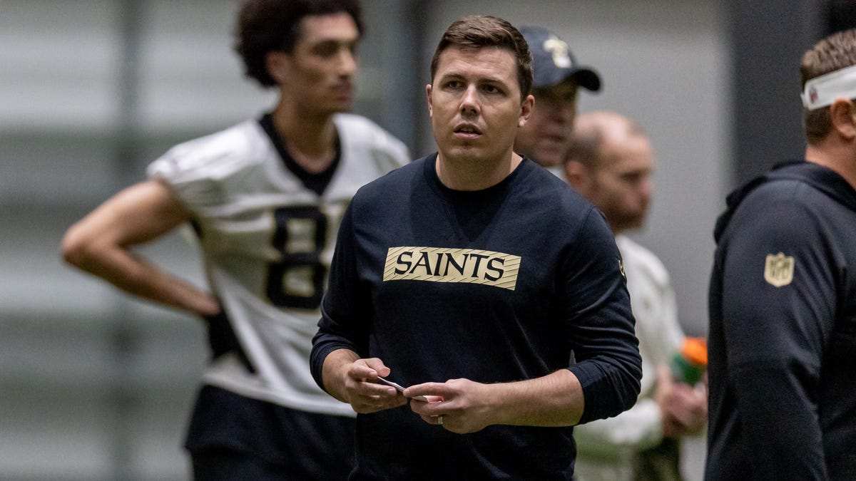 Kellen Moore's first big test as Saints head coach could be painful