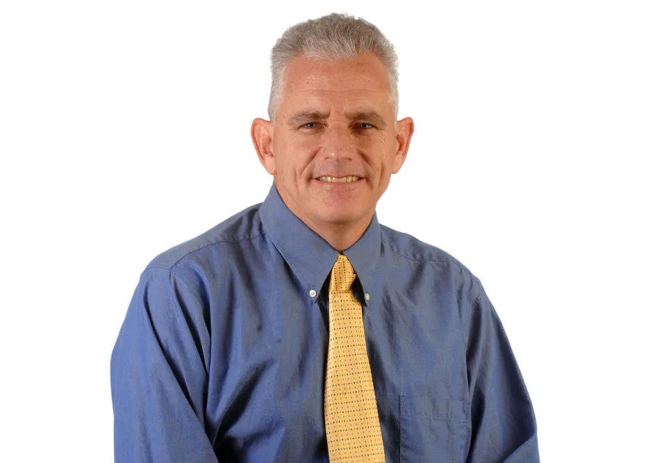 BRUCE LIPSKY/Times-Union --Times-Union sports columnist Gene Frenette was photographed in the Times-Union studio on Thursday, December 26, 2007, in Jacksonville, FL.(The Florida Times-Union, Bruce Lipsky)