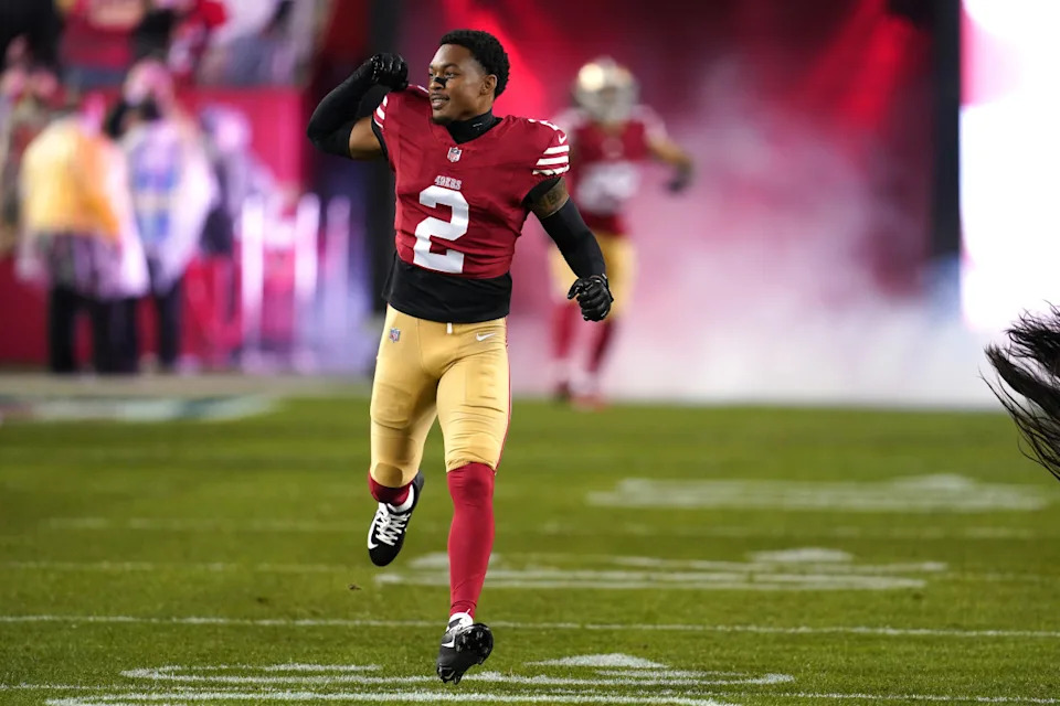 Dec 12, 2024; Santa Clara, California, USA; San Francisco 49ers cornerback Deommodore Lenoir (2) is introduced before the start of the game against the Los Angeles Rams at Levi's Stadium. Cary Edmondson-Imagn Images© Cary Edmondson-Imagn Images